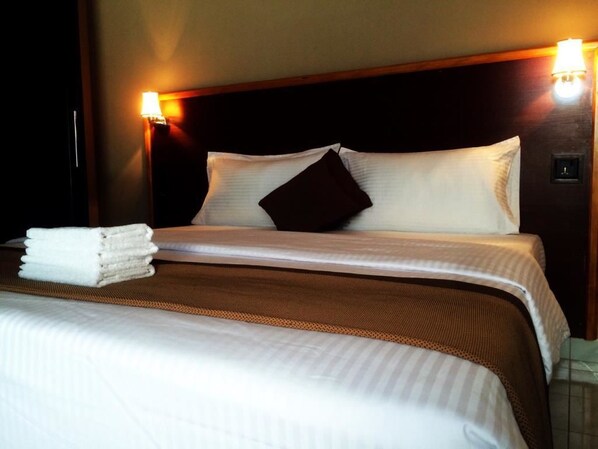 Deluxe Double or Twin Room, Beachfront | Free WiFi - Silver Shade (Gulhi)