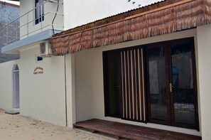 Property entrance - Silver Shade (Gulhi)