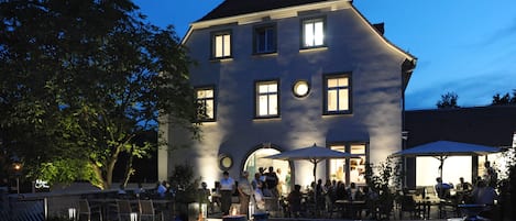 Front of property – evening/night