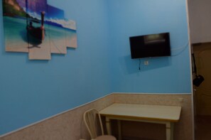 經濟雙床房 | 高級寢具、書桌、免費無線上網