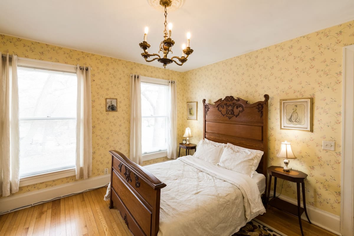 Romantic Room, 1 Queen Bed, Garden View