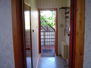 Firemannsrom – comfort, privat bad | Skrivebord for bærbar PC, wi-fi (inkludert) og sengetøy