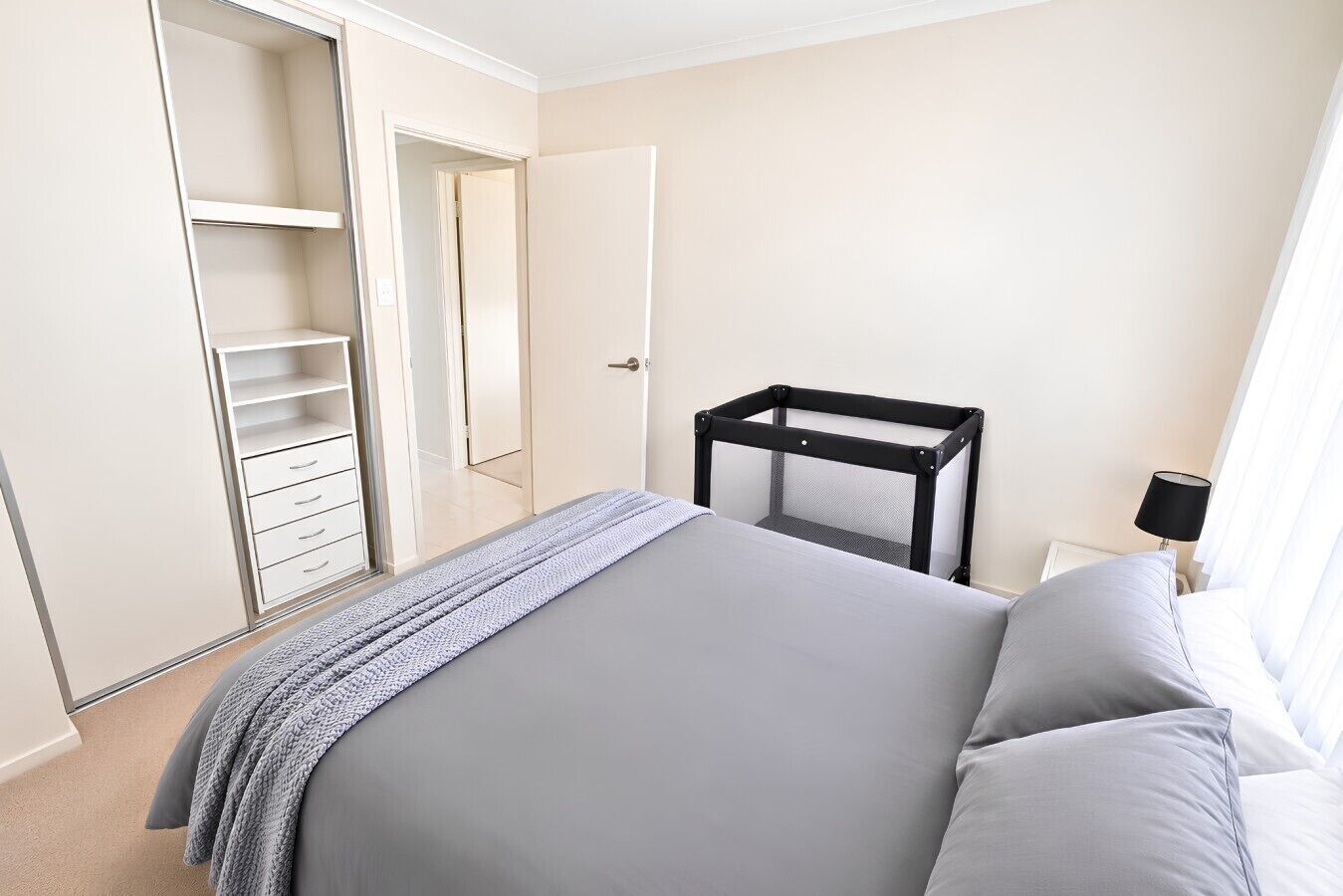 2 bedrooms, desk, iron/ironing board, travel cot