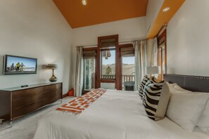 3 chambres, bureau, fer et planche à repasser, accès au Wi-Fi (inclus)