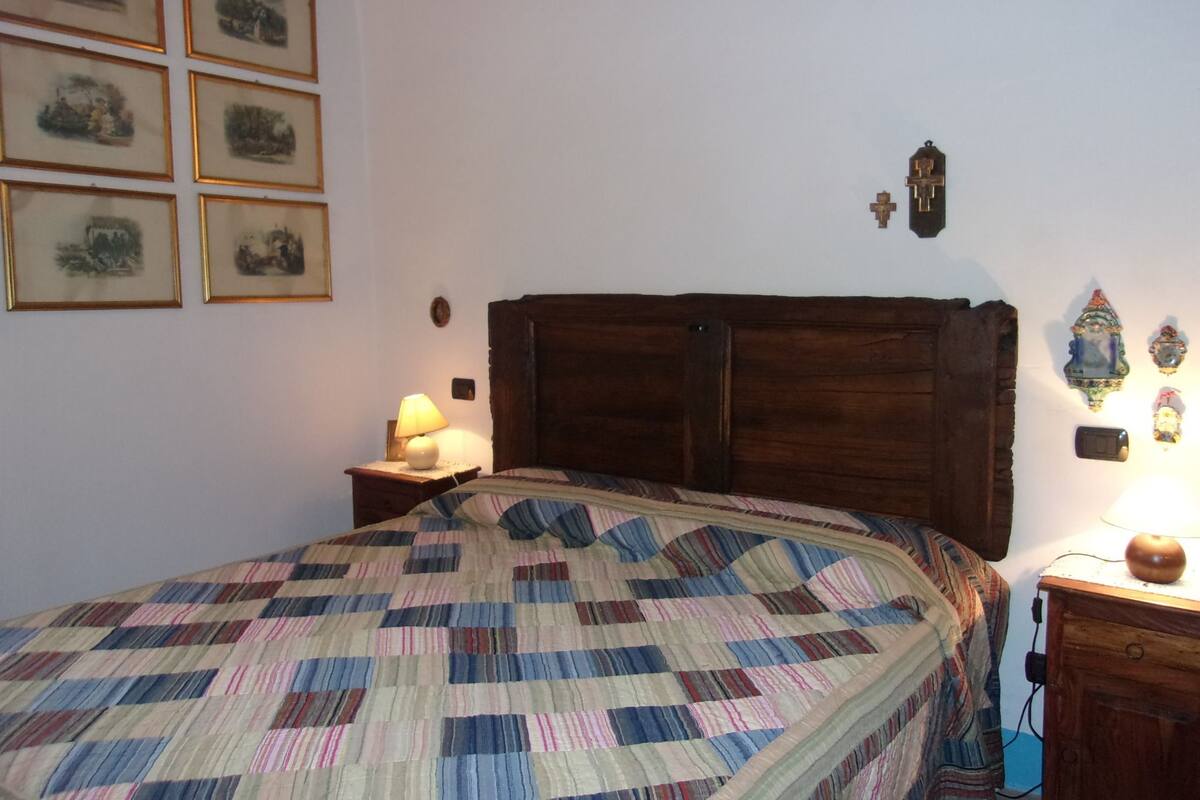 Blackout curtains, iron/ironing board, free WiFi, bed sheets