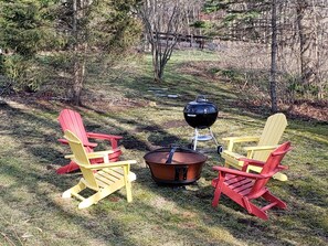Property grounds - Manchester Walking distance to all shops and restaurants quick ride/lakes |hikes (manchester center)