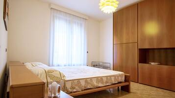 1 bedroom, iron/ironing board, travel crib, free WiFi
