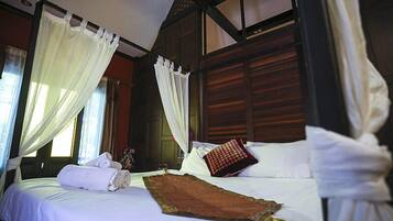 Phalaburi No. 8 | Premium bedding, blackout curtains