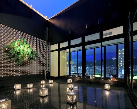 Building design. Candeo Hotels Kobe Torroad
