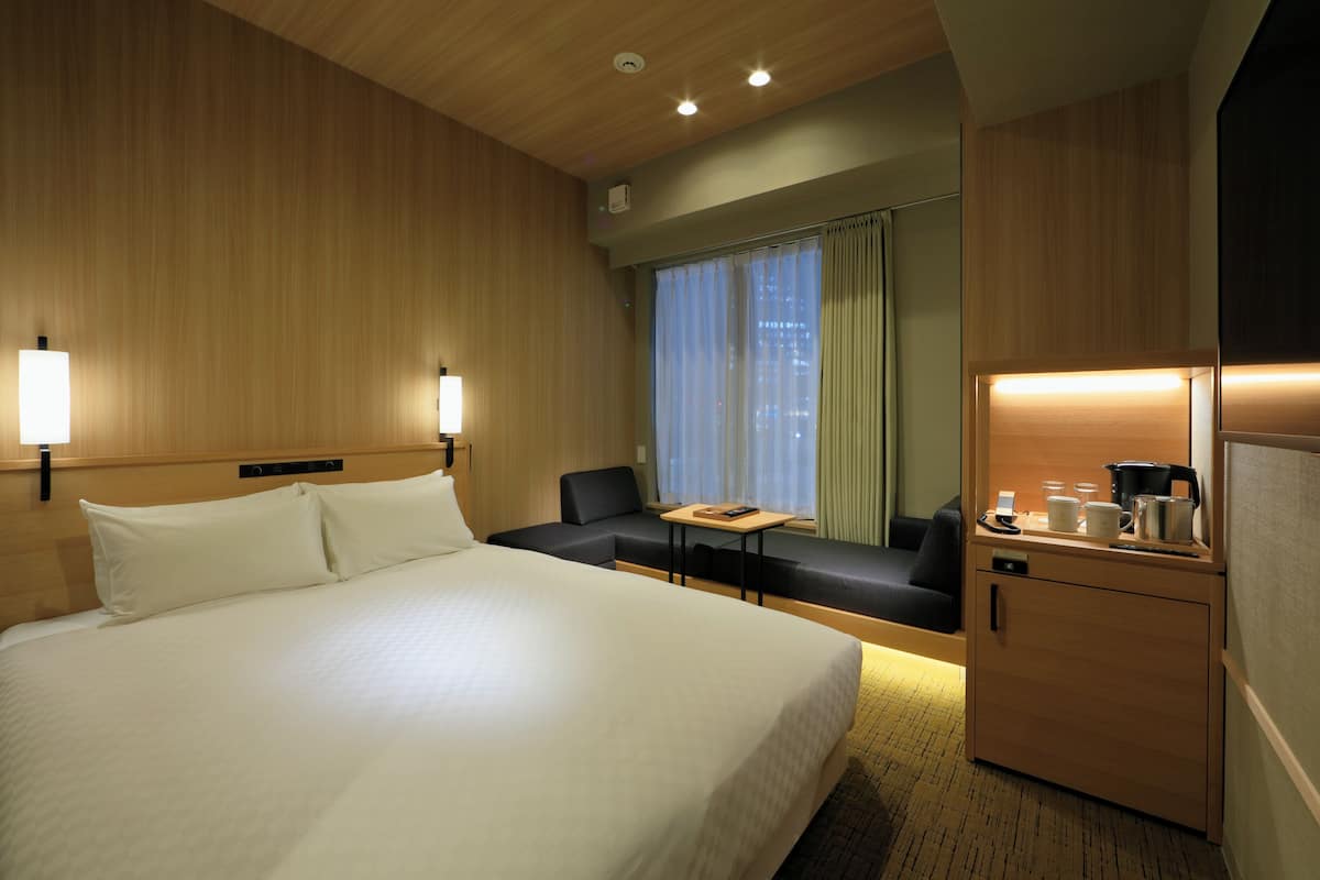Premium bedding, desk, iron/ironing board (on request), free WiFi