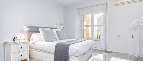 Fer et planche à repasser, Internet