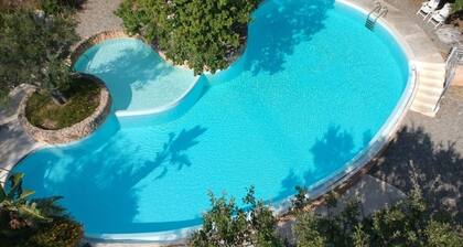 VILLA VIRGINIA N. 11, SUURI YHTEINEN UINTAALA - 1 km päässä rannasta