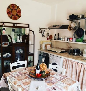 Dining - MASSERIA POESIA - WHITE APARTMENT - Cisternino (Alberobello) (Cisternino)