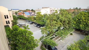 Free self parking