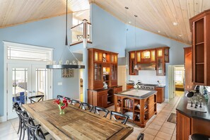 Deluxe Cottage, 5 Bedrooms | Private kitchen | Fridge, microwave, oven, stovetop - River Walk (Saugatuck)