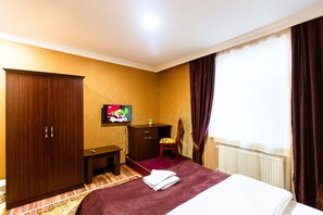 Standard Double or Twin Room | Premium bedding, minibar, blackout drapes, iron/ironing board - Renessans Hotel Baku (Baku)