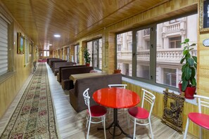 Restaurant - Renessans Hotel Baku (Baku)