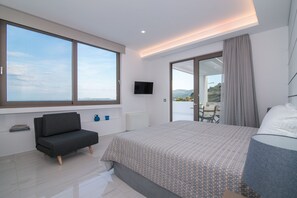Luxury Villa, 4 Bedrooms, Sea View