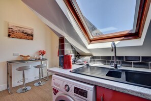 Microwave, oven, dishwasher, toaster - 2 Bed in Croyde (oc-bolt) (Croyde)