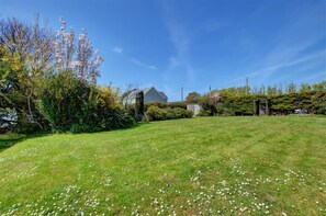 Property grounds - 2 Bed in Croyde (oc-bolt) (Croyde)