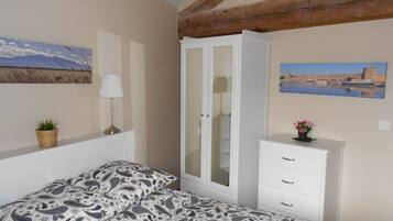 1 chambre, Wi-Fi gratuit, draps fournis