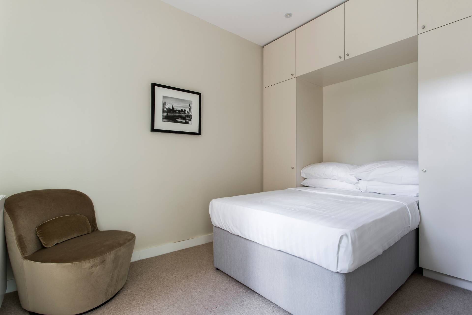 4 chambres, fer et planche à repasser, Wi-Fi gratuit, draps fournis