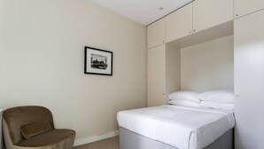 Room - Campden Street VI by onefinestay (London)