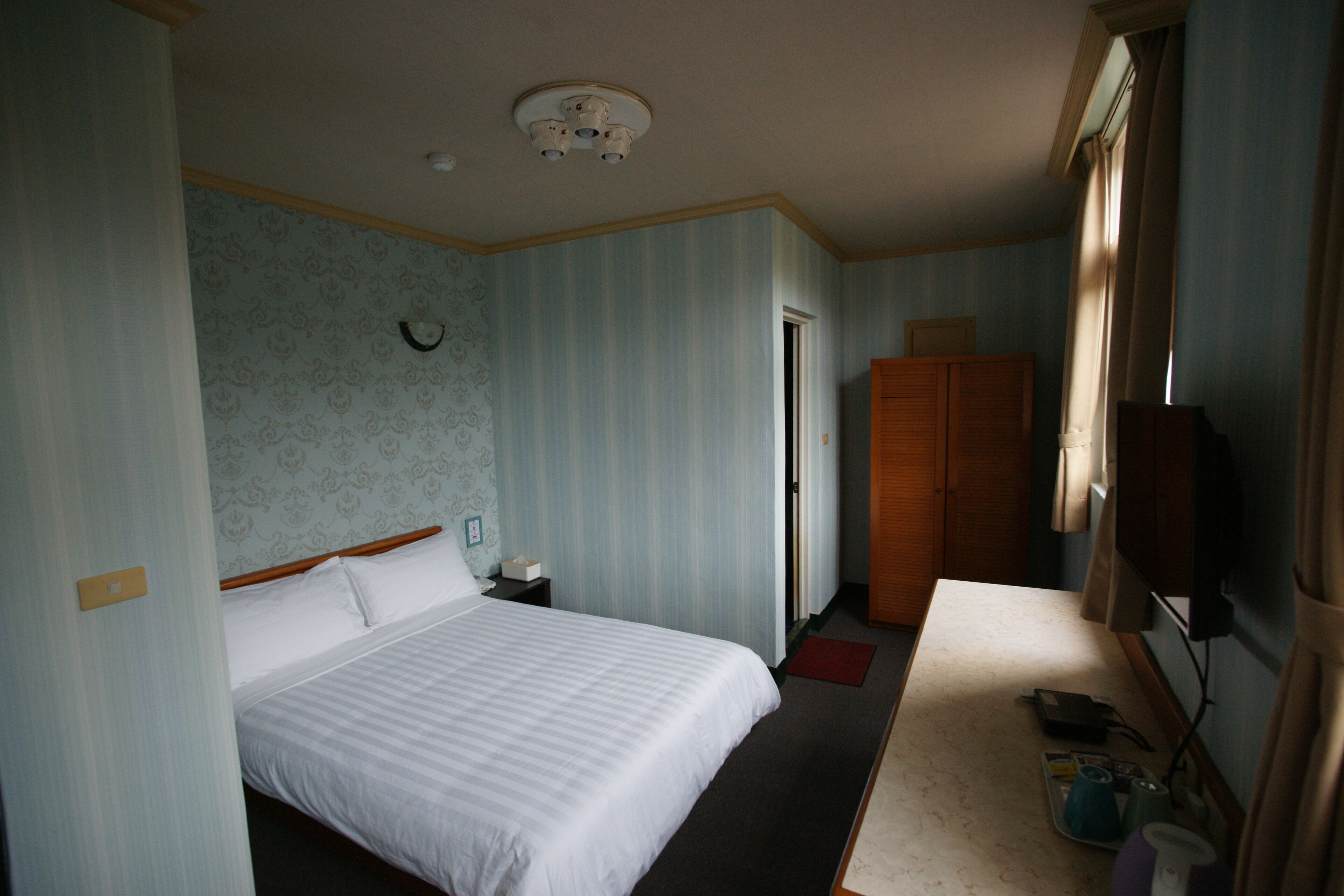 grand double room | desk, laptop workspace, blackout curtains, free wifi