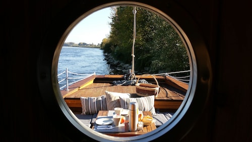 The Boat House Family - La TOUE REINE & SPA