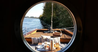 The Boat House Family - La TOUE REINE & SPA