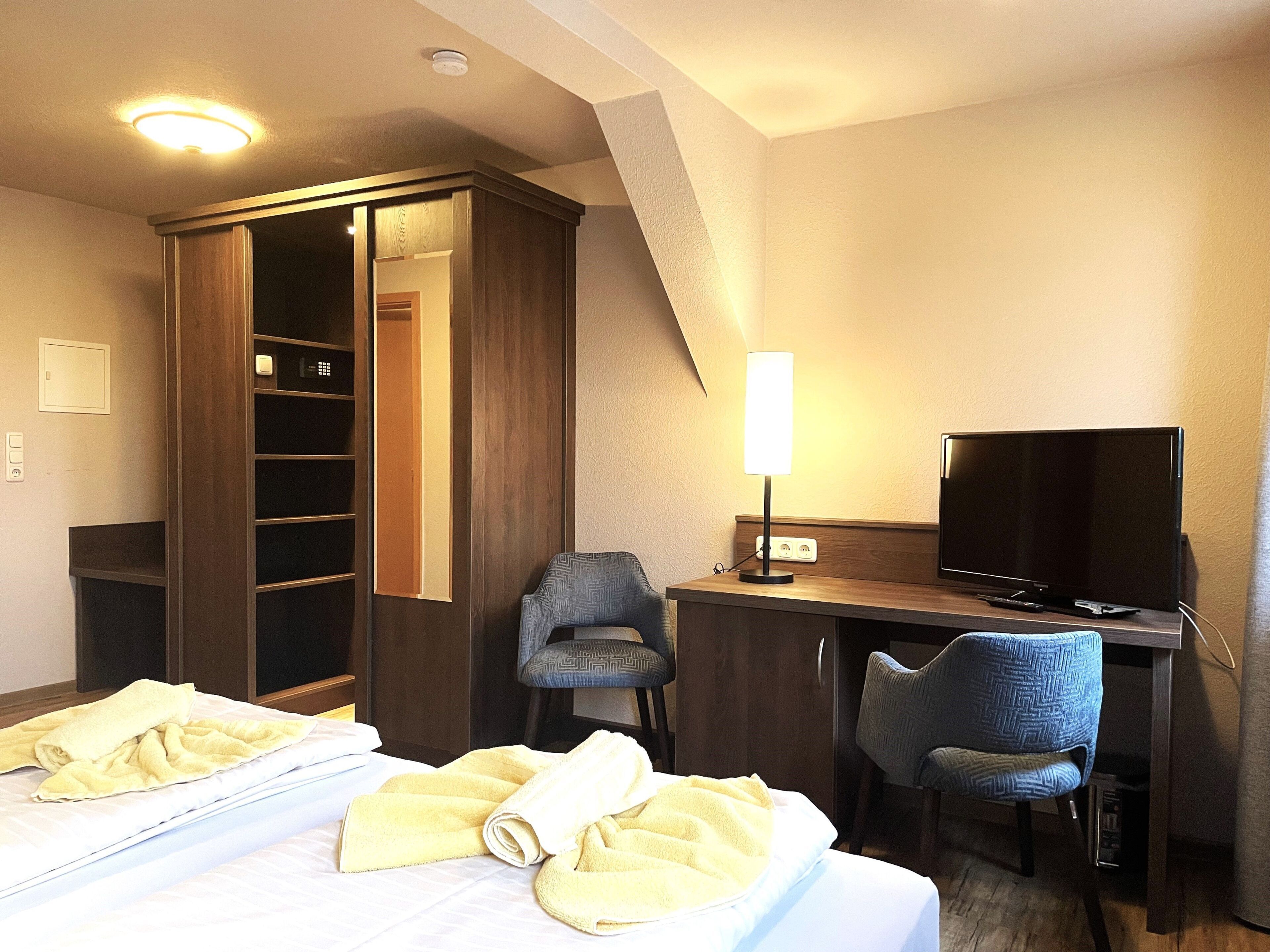 1 Schlafzimmer, Schreibtisch, Reisekinderbett, WLAN