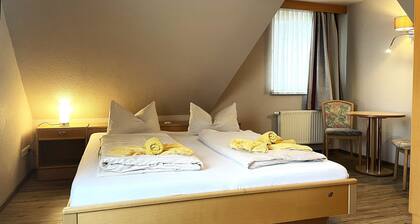 Doppelzimmer, max. 2 Personen - Gasthof & Pension Zur Friedenseiche (Pension)