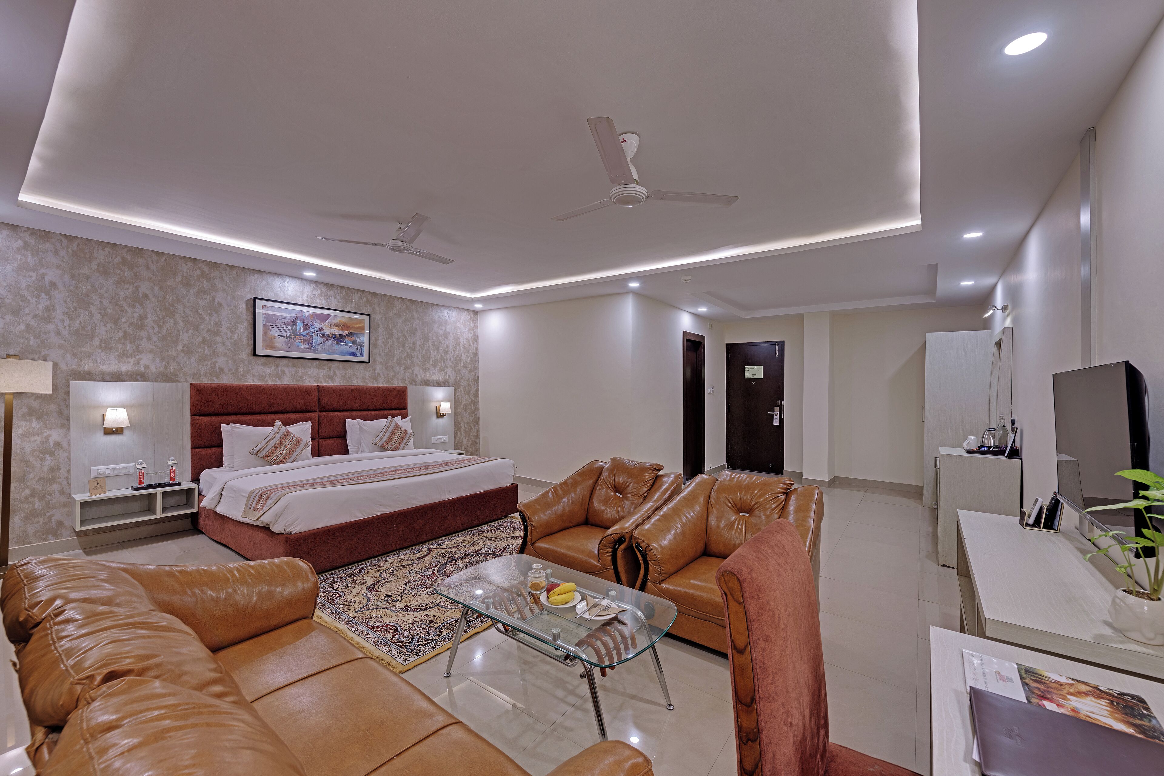 Classic Room, 1 King Bed (View)