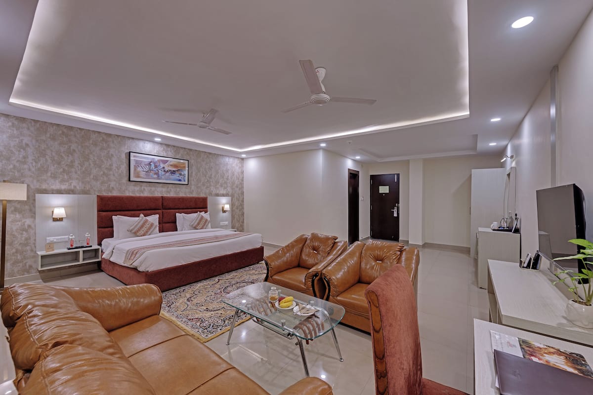 20 habitaciones y caja de seguridad en la habitación