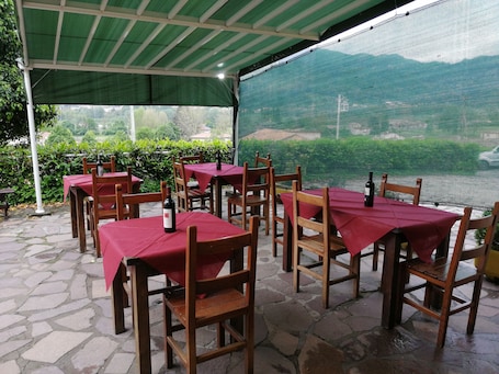 露台. 拉梅萨路纳住宅酒店