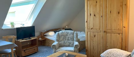 1 sovrum, strykjärn/strykbräda, wi-fi och sängkläder