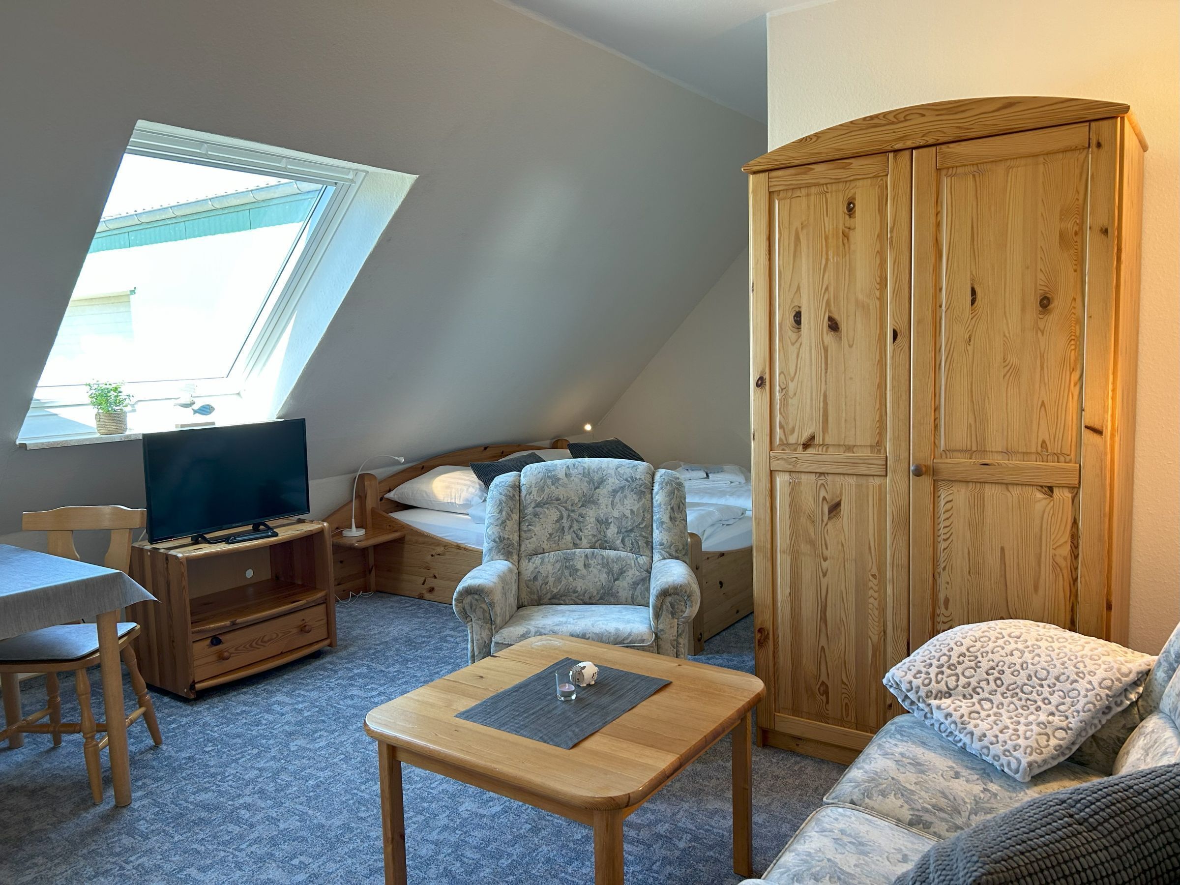 1 chambre, fer et planche à repasser, Wi-Fi, draps fournis