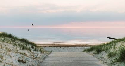 In the thatched-roof house - ID 44325 - In the thatched-roof house