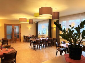 Dining - Double room pet permitted, max. 2 persons - Gasthof & Pension Zur (Lohsa)
