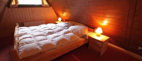 3 habitaciones, caja de seguridad en la habitación y cuna de viaje