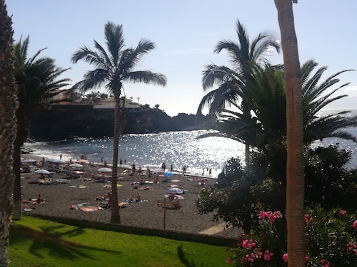 SUNGARDEN, APARTMENT IN PLAYA LA ARENA, 2 MINUTES WALKING FROM THE BEACH