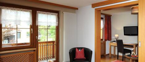 1 chambre, coffres-forts dans les chambres, bureau, Wi-Fi