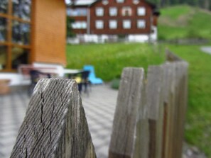 Unclassified image, 4 of 17, button