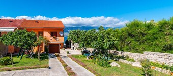 2 bedroom beautiful apartment in Razanac