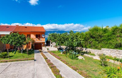 2 bedroom beautiful apartment in Razanac