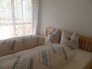 3 bedrooms, WiFi, bed sheets