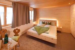 2 chambres, lit parapluie, Wi-Fi, draps fournis