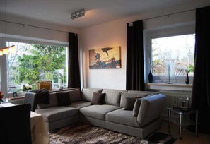 TV - Luxury Apartment Alpenblick ***** - Berghaus Tirol (Seefeld in Tirol)