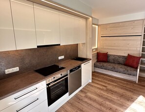 Fridge, microwave, oven, dishwasher