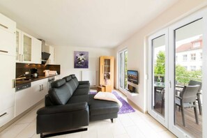 TV - Apartment - Residenz-Margarete 1. 8 by binz-apart (Binz)